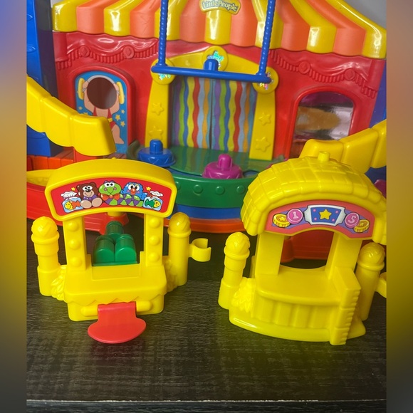 Little people massive amusement park WITH CAR - Picture 6 of 13